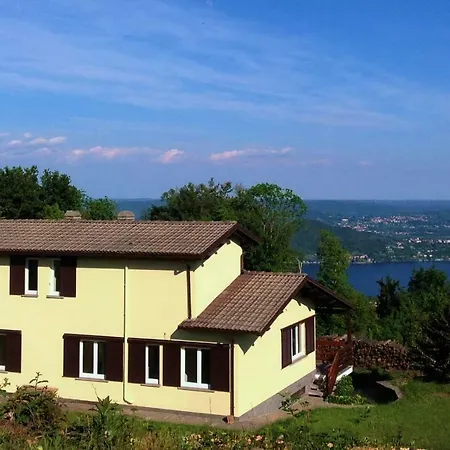 Gardenpark Soleil Casa de Férias Nebbiuno