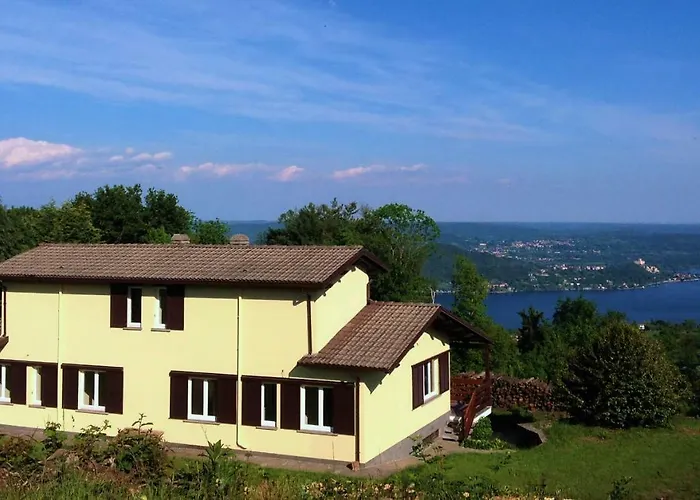 Gardenpark Soleil Hébergement de vacances Nebbiuno